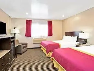 Ramada By Wyndham Marina Del Rey Hotel